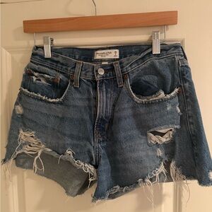 Abercrombie & Fitch The Boyfriend  Mid Rise Jean Shorts